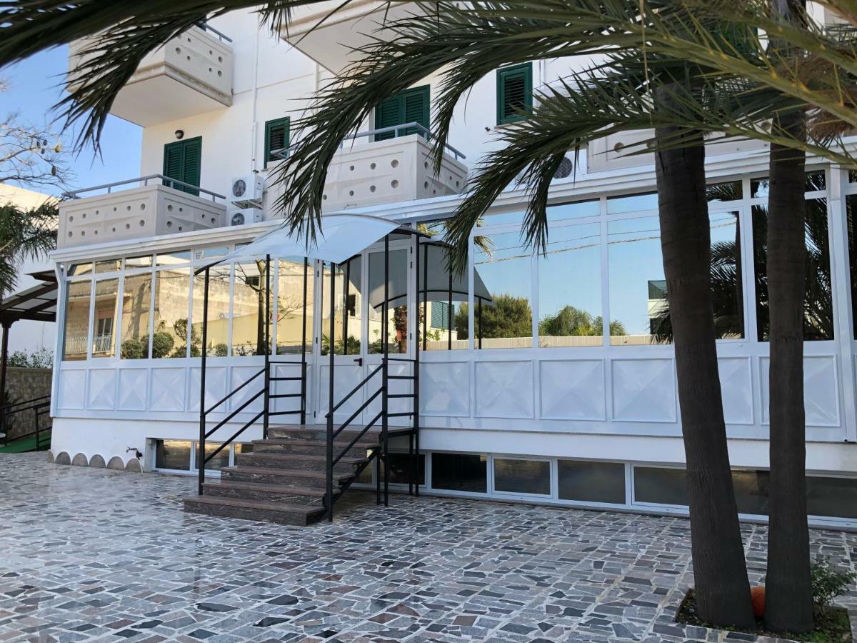 Porto Cesareo Hotel Exterior foto